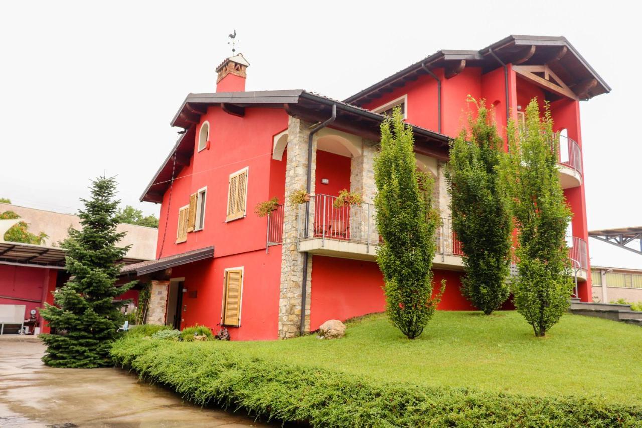 Agriturismo Bosco Longhino Santa Maria della Versa Luaran gambar