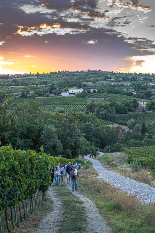 Agriturismo Bosco Longhino Santa Maria della Versa Luaran gambar